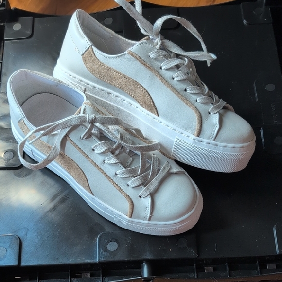 Able Shoes - Able White Sneakers with Tan Suede Accent
